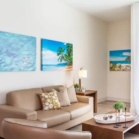 New!Beachfront Condo Resort- Balcony Hollywood Exterior photo